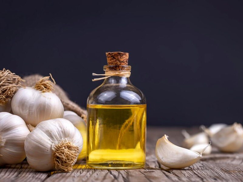 fresh-garlic-garlic-oil